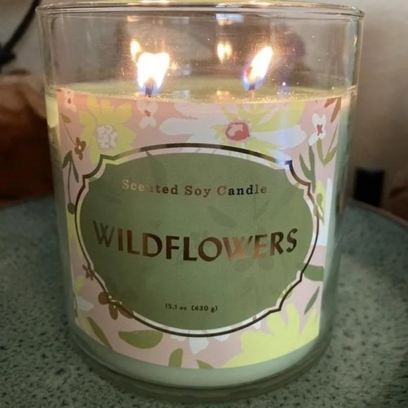 Opalhouse 15.1oz Lidded Glass Jar 2-Wick Candle Wildflowers Soy Wax Blend - Picture 2 of 10